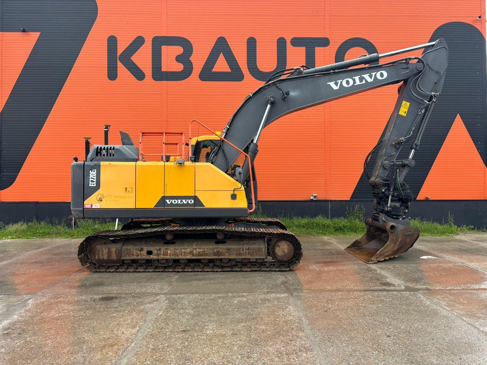 Volvo EC 220 EL, photo 4/26