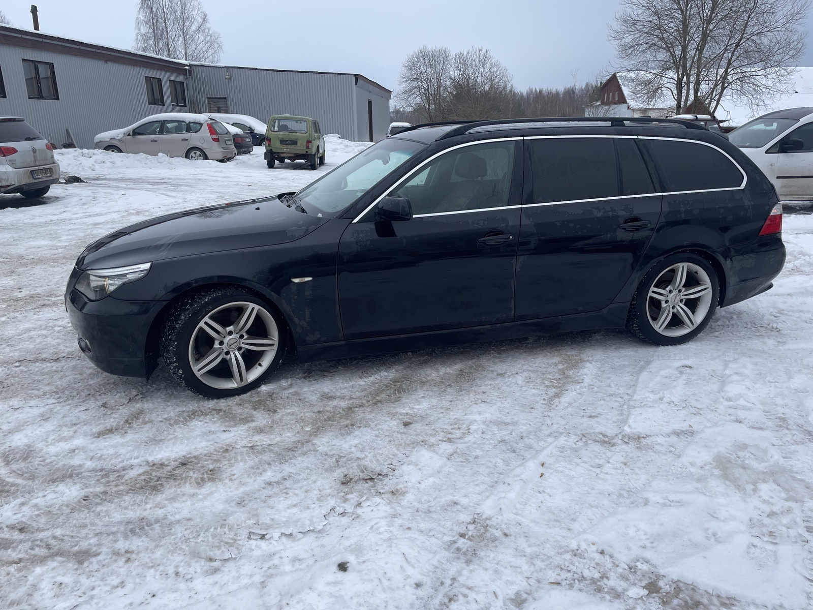 BMW 520