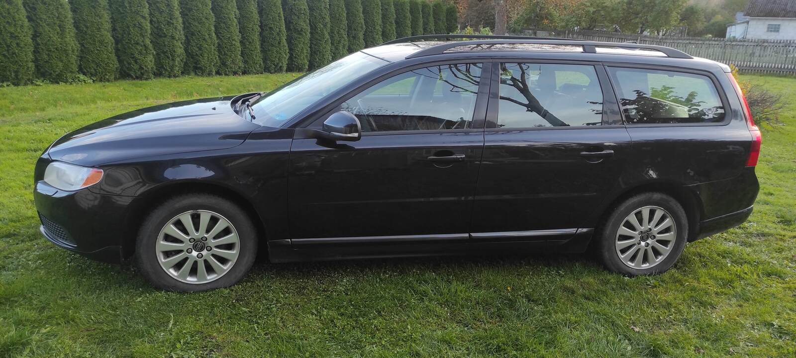 Volvo V70 2012, photo 2/7