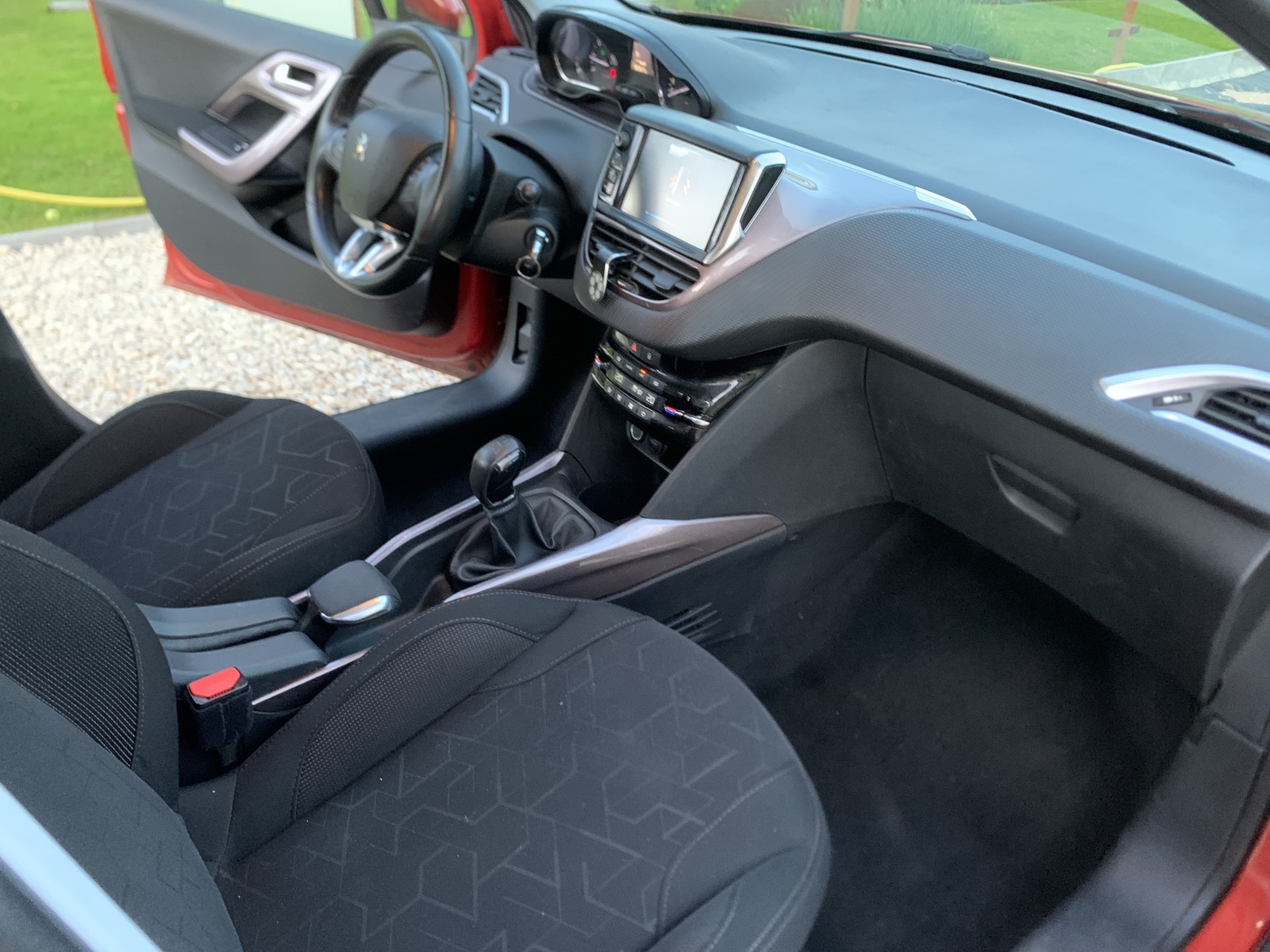 Peugeot 2008 2014, photo 5/10