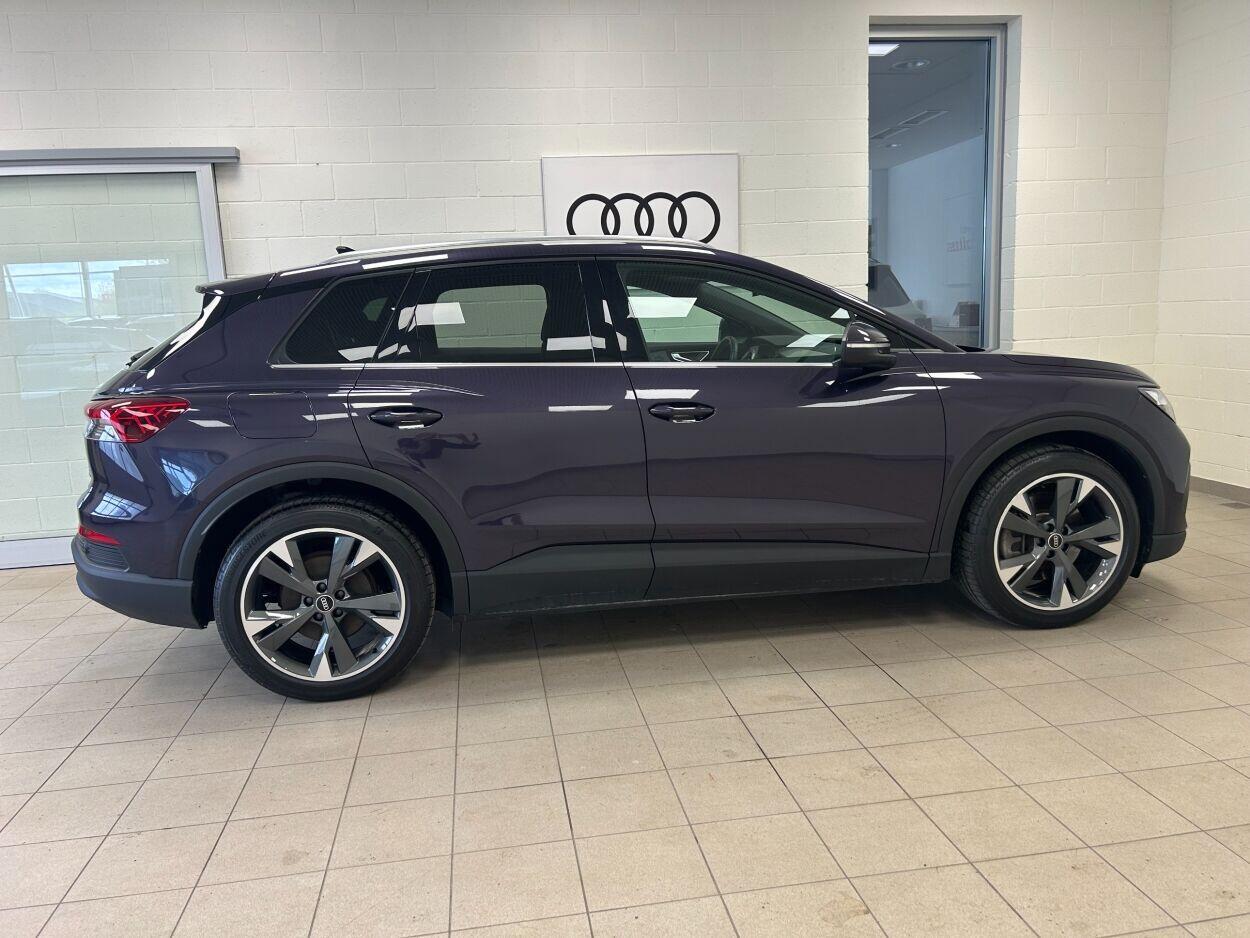 Audi Q4 e-tron 2022, photo 3/10