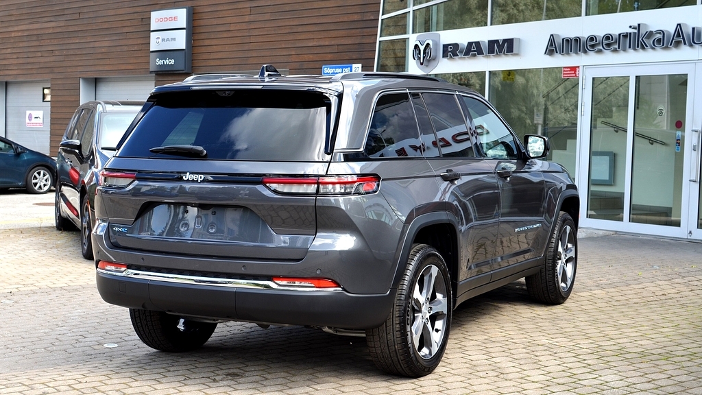 Jeep Grand Cherokee 2026, photo 4/10