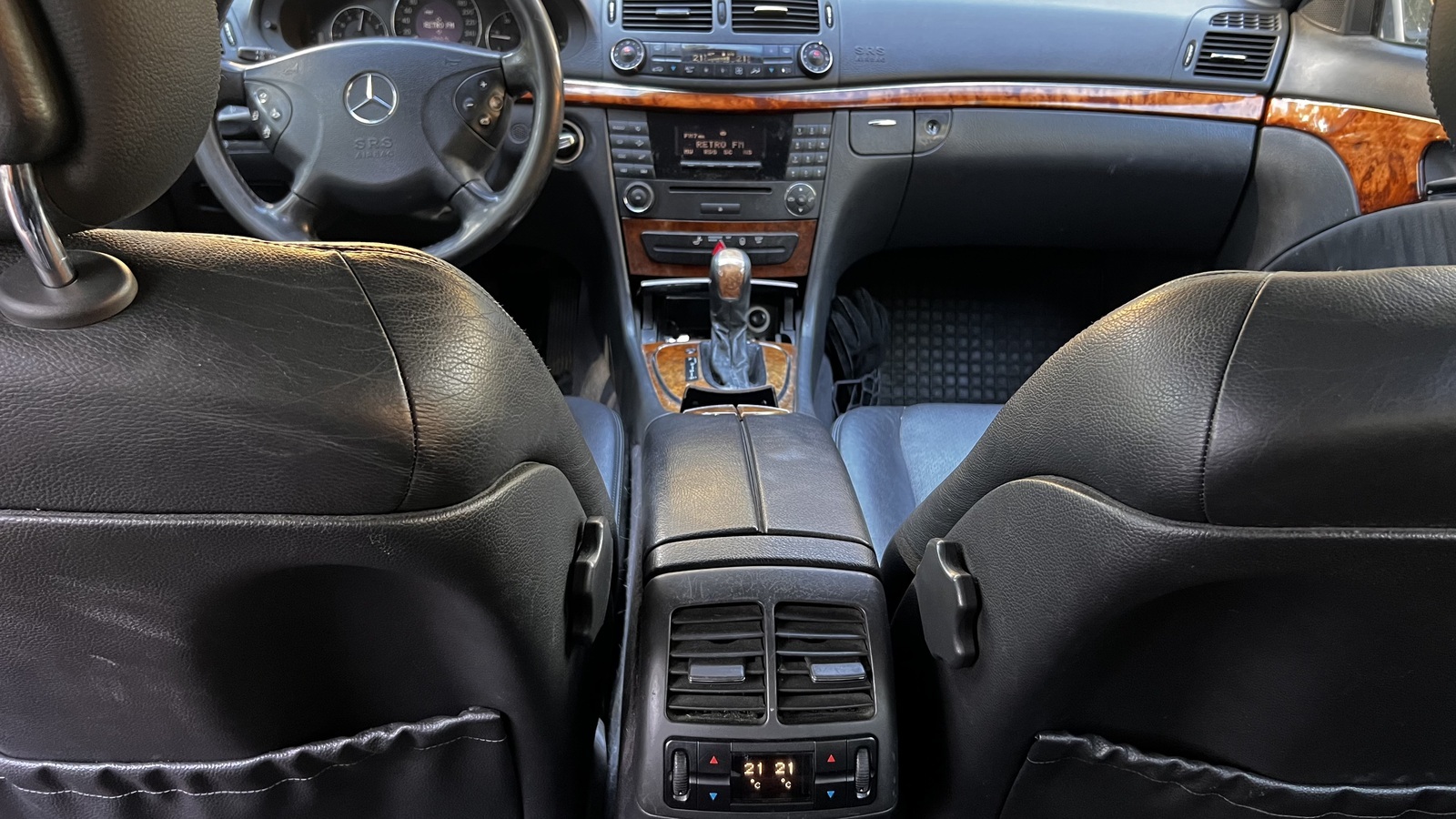 Mercedes-Benz E 220 2004, kuva 5/9