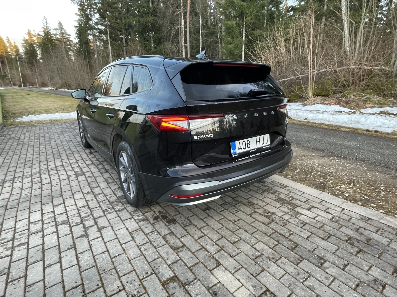 Škoda Enyaq 2022, photo 4/10