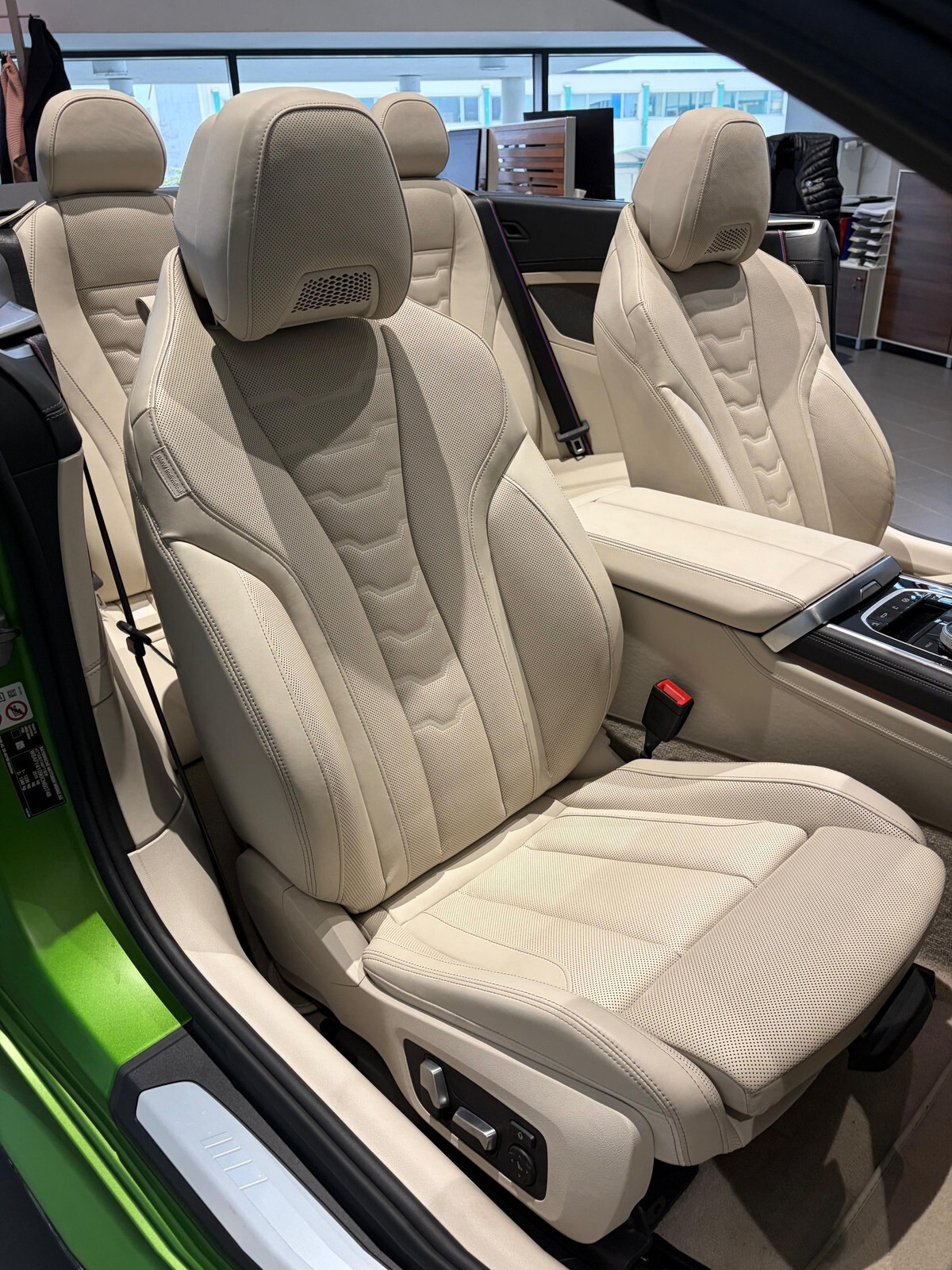 BMW M850 2023, kuva 7/12
