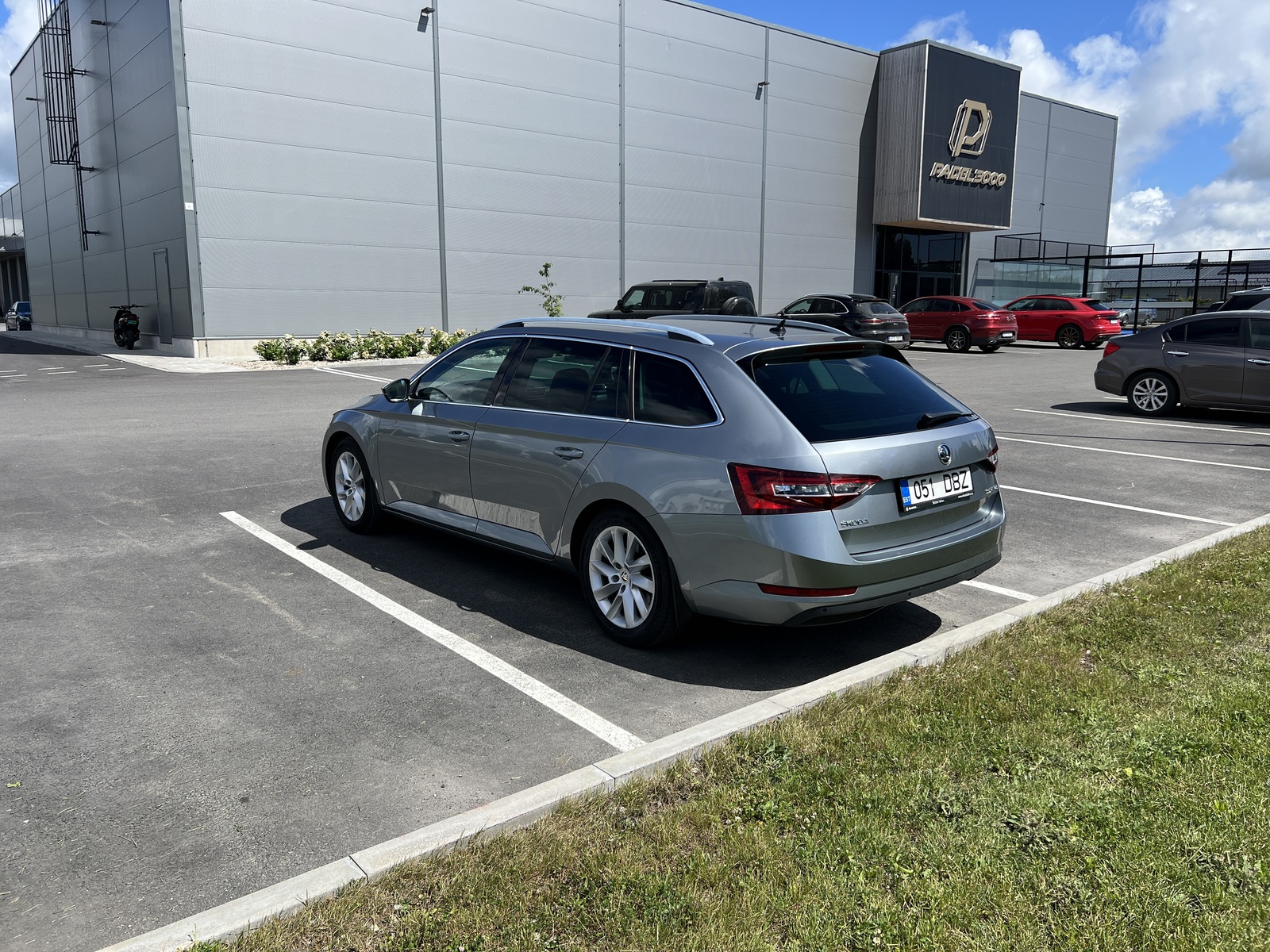 Škoda Superb 2019, kuva 3/10
