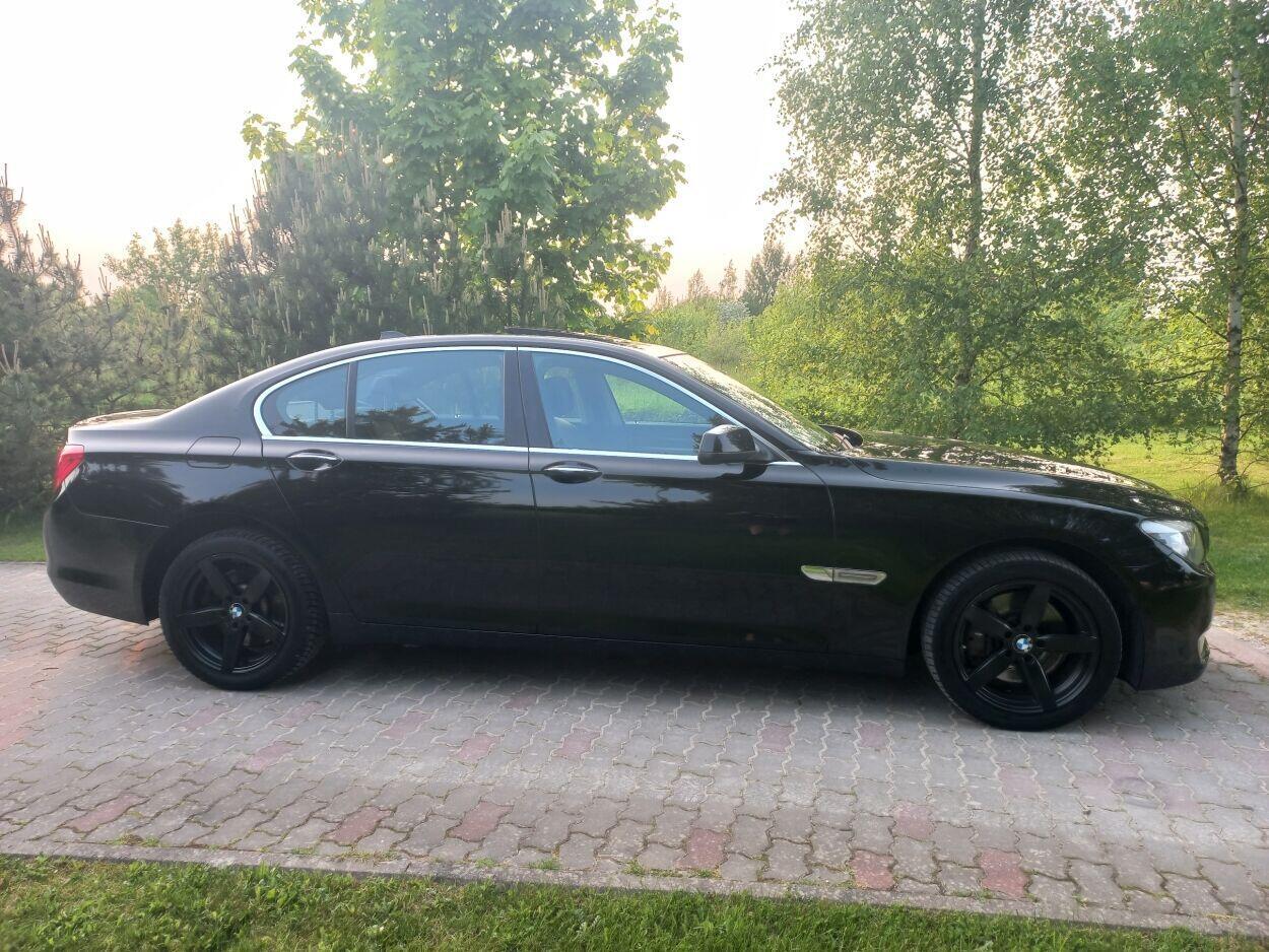 BMW 730 2011, photo 3/7