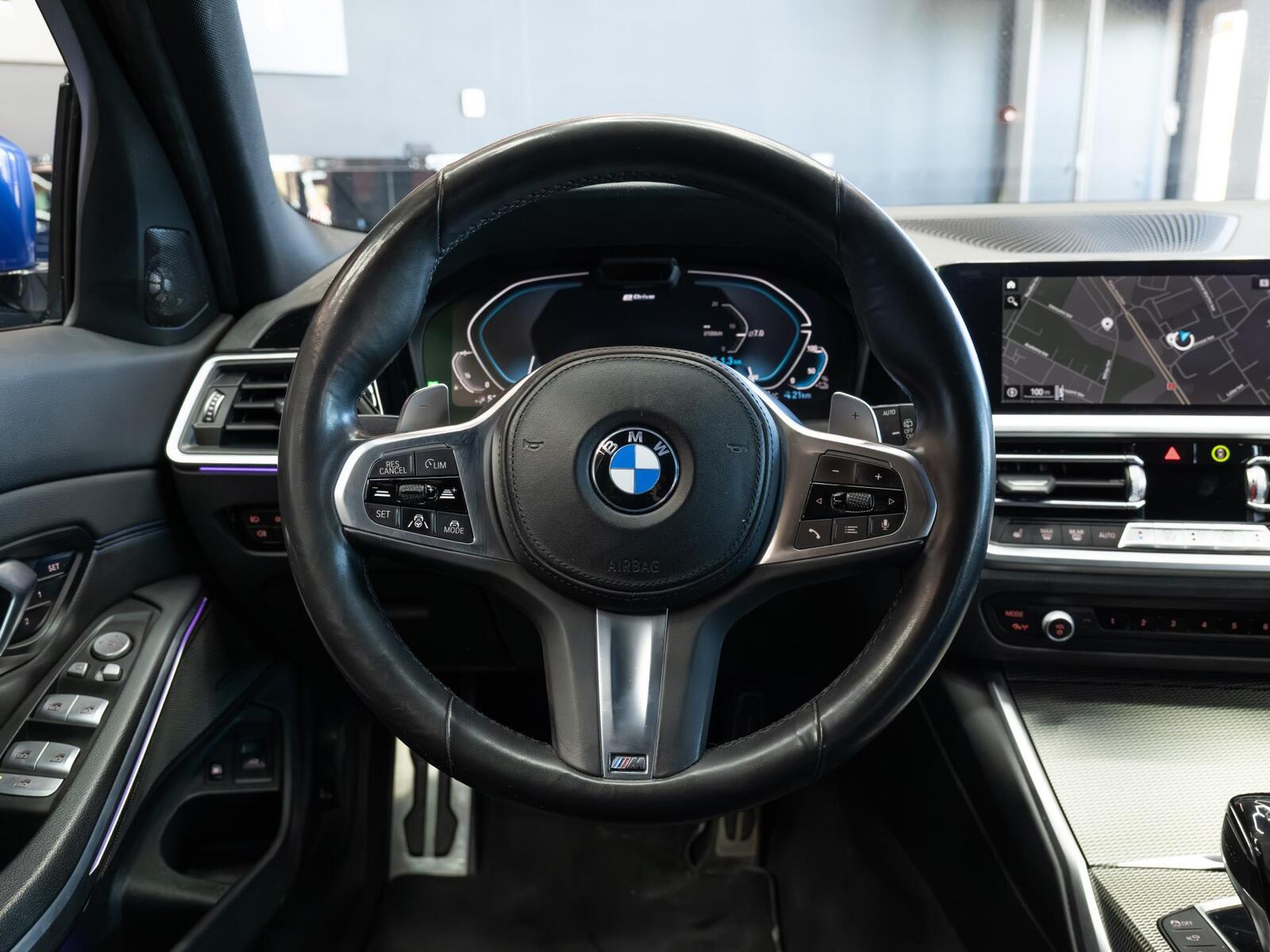 BMW 330 2020, photo 7/10