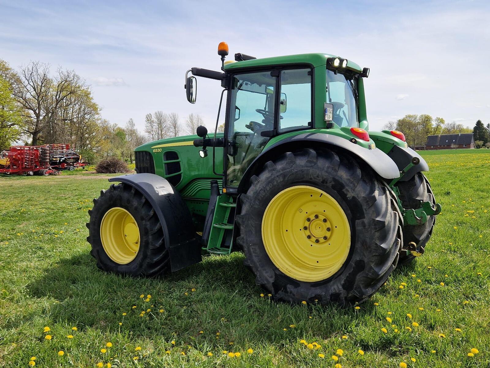 John Deere 6530, photo 2/11