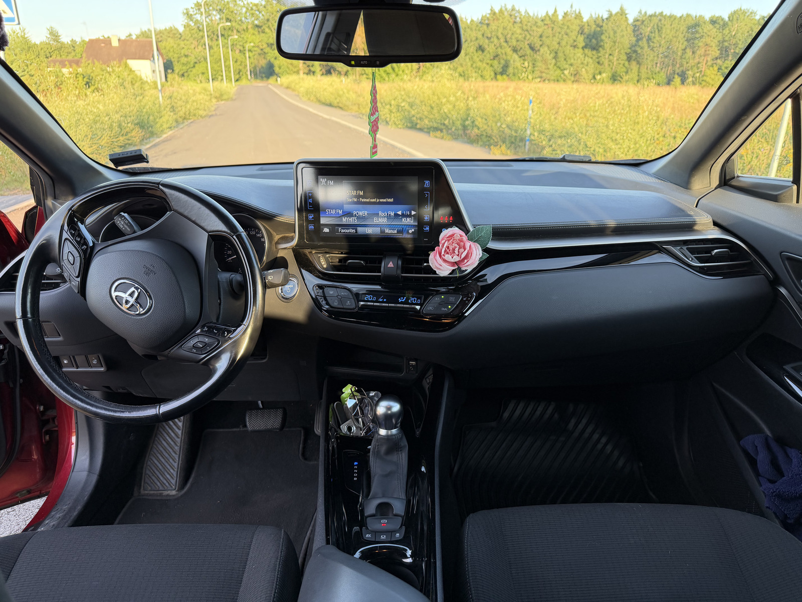 Toyota C-HR 2019, photo 5/5