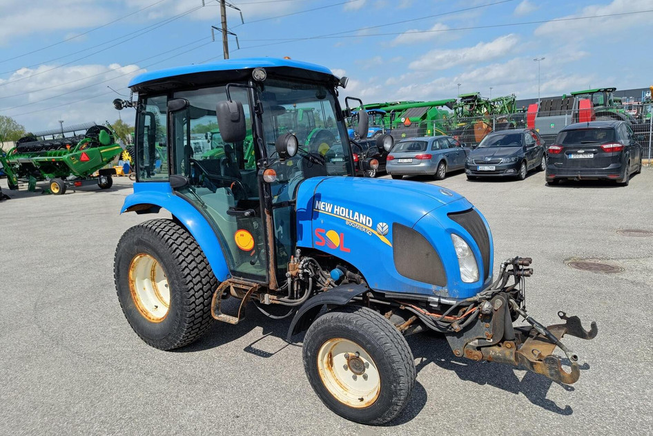New Holland Boomer 40, 2.5, 30 kW, diesel, automatic, four-wheel drive
