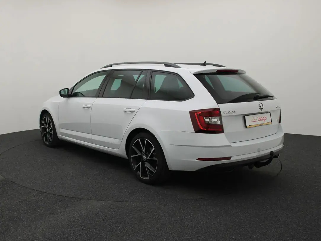 Škoda Octavia 2020, photo 7/10