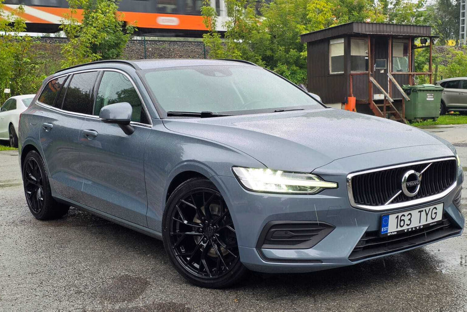 Volvo V60, 2021, 2.0, 120 kW, hybrid (petrol/electric), automatic, front-wheel drive