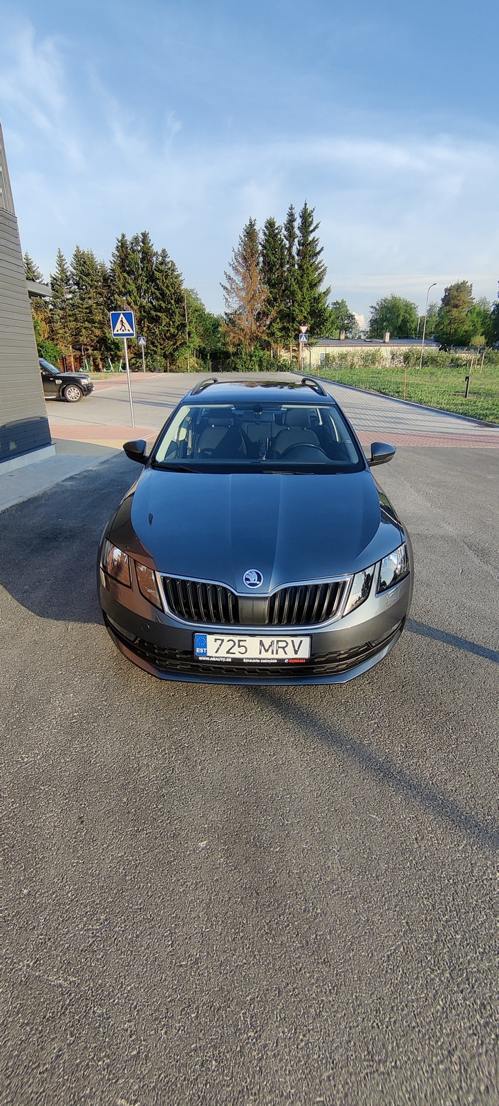 Škoda Octavia 2018, photo 2/10