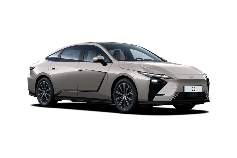 Lexus ES, elekter, automaat, nelikvedu