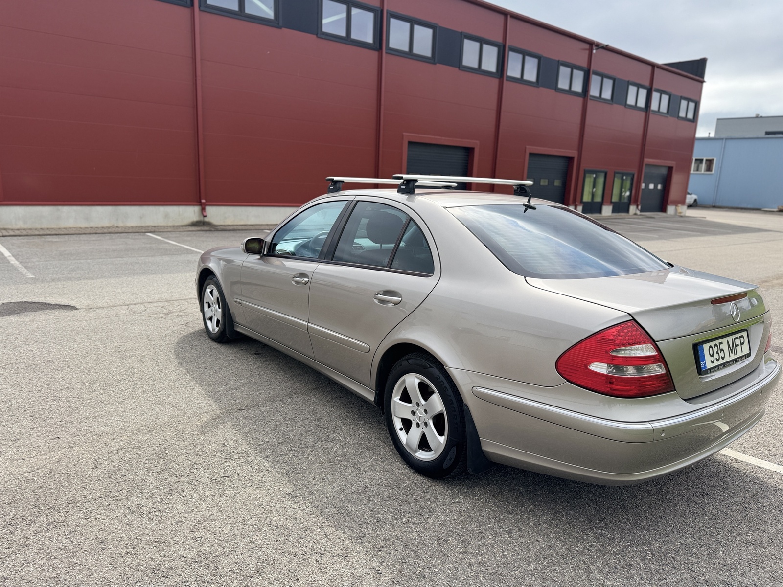 Mercedes-Benz E 200 2006, photo 5/10