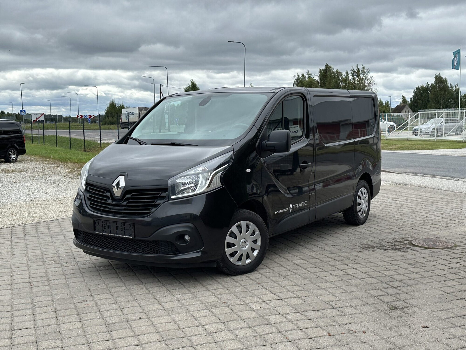 Renault Trafic 2017, kuva 2/21