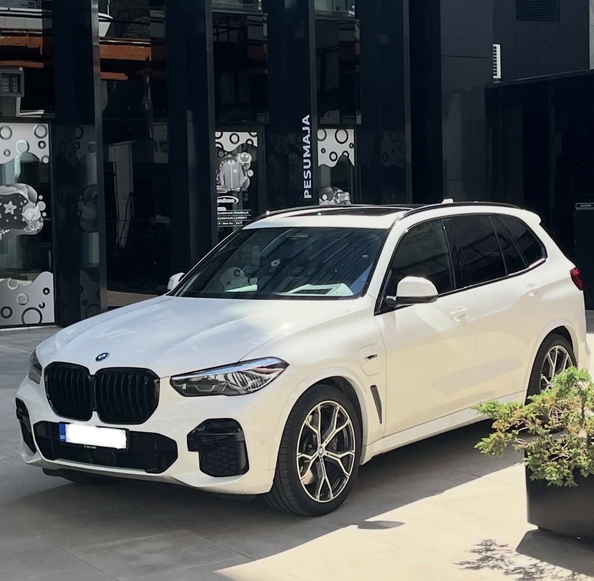 BMW X5 2021, kuva 3/11