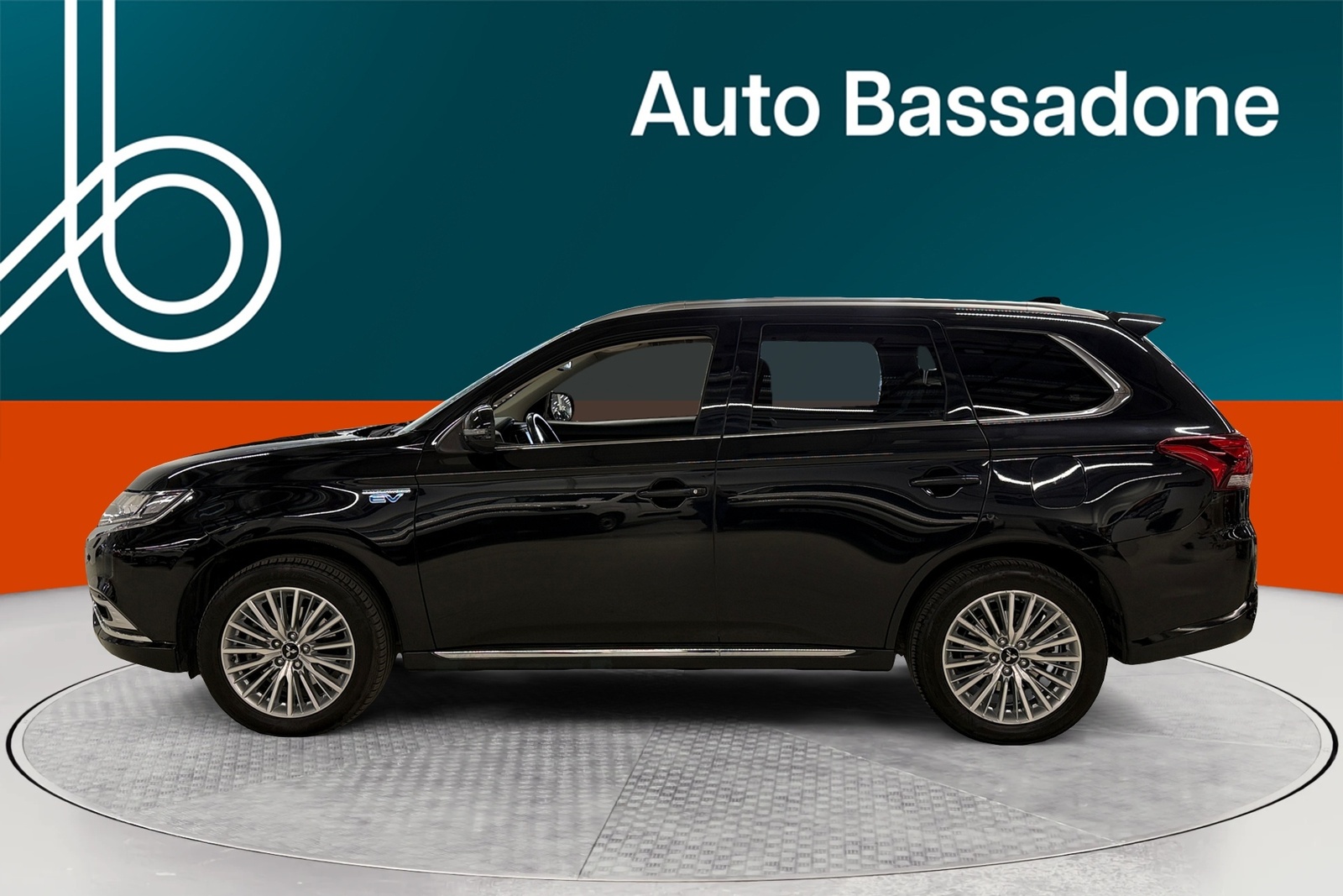 Mitsubishi Outlander 2021, photo 3/39