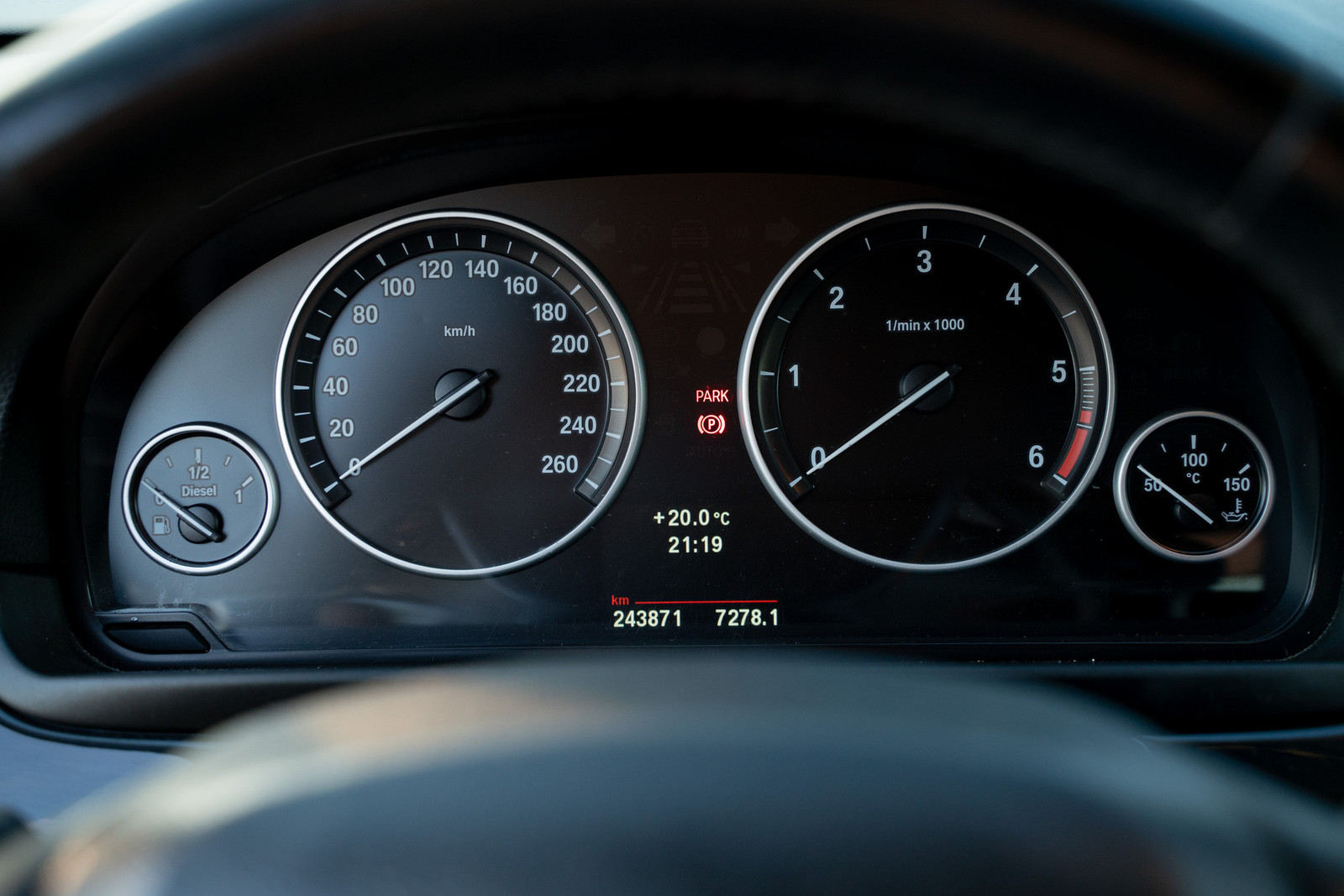 BMW 525 2012, photo 6/10