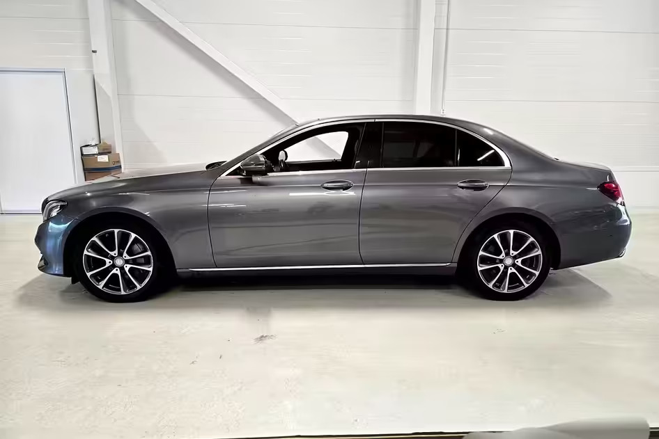 Mercedes-Benz E 350, 2016, 2.0, 155 kW, подключаемый гибрид (бензин/электричество), автомат, задний привод