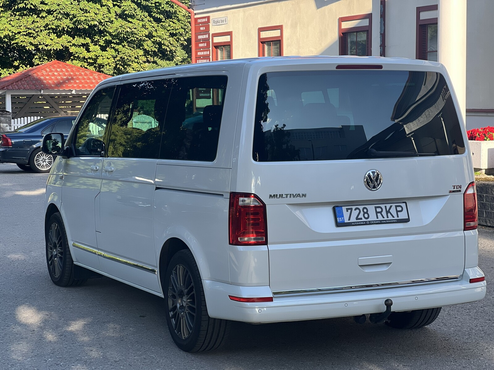 Volkswagen Multivan 2016, kuva 3/10