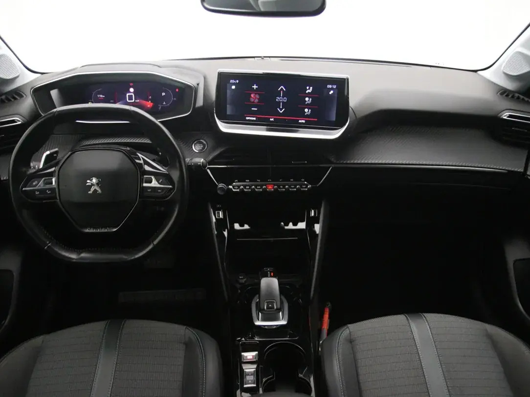 Peugeot 208 2020, kuva 2/10