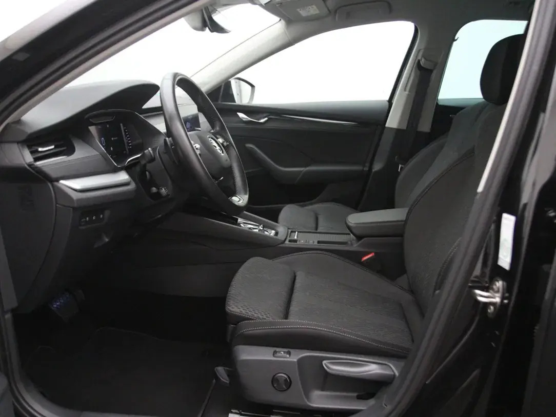 Škoda Octavia 2022, photo 4/33