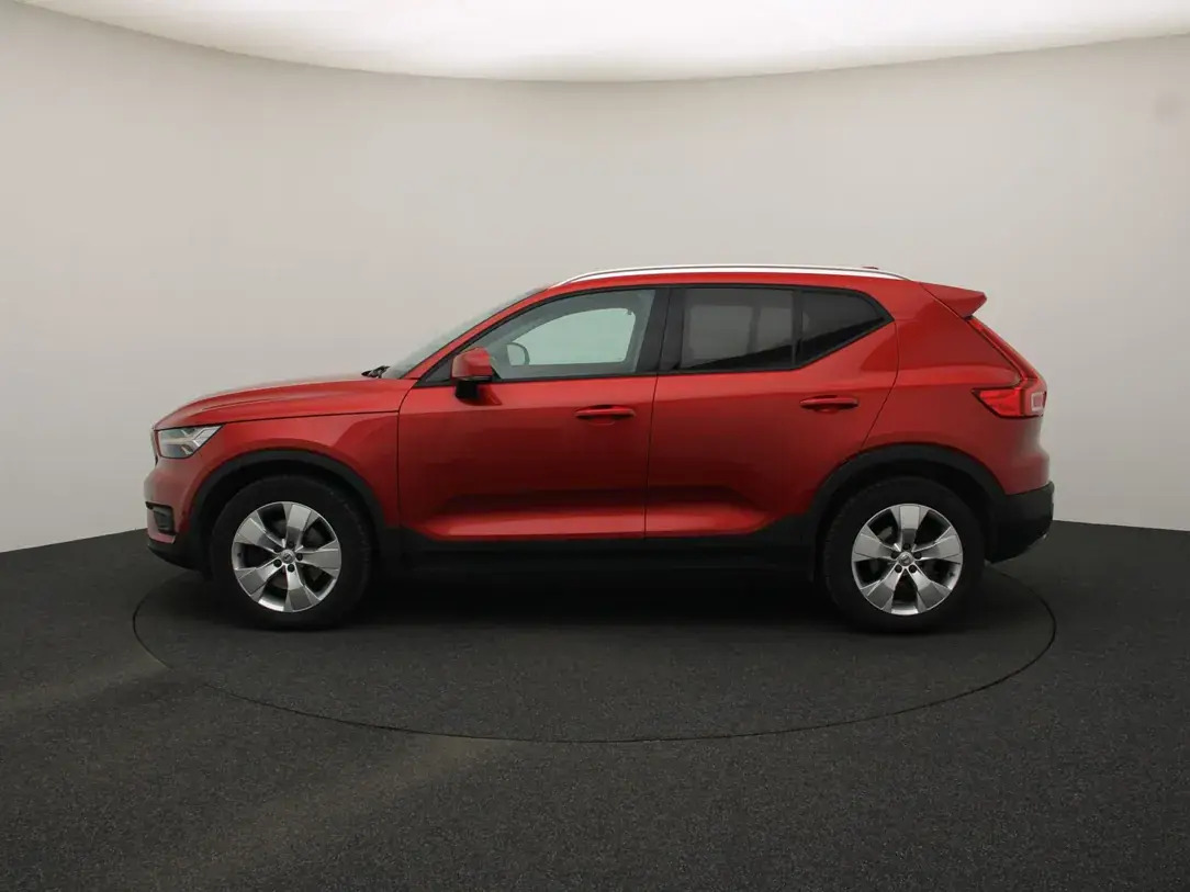 Volvo XC40 2018, photo 6/10