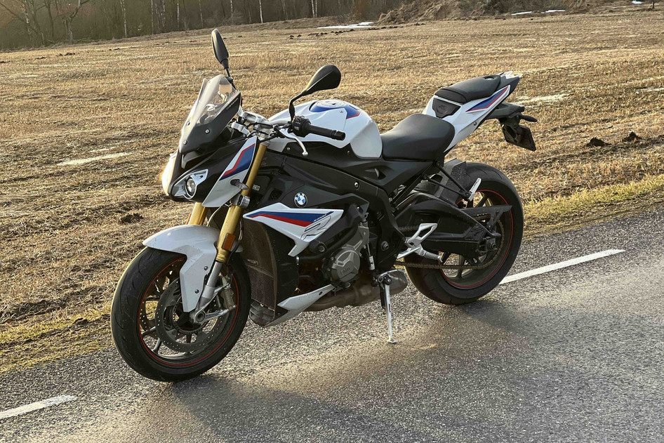 BMW S 1000 R, 2017, 1.0, 121 kW, petrol, manual, rear-wheel drive