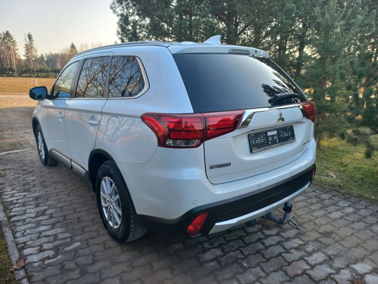 Mitsubishi Outlander 2017, photo 5/10