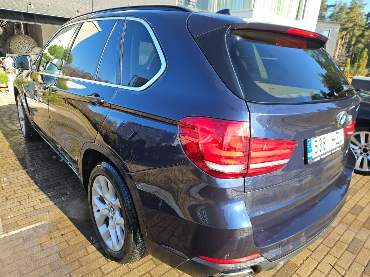 BMW X5 XDrive 3.0 230kW 2014, kuva 3/5