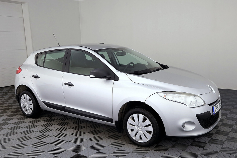 Renault Megane, 2010, 1.6, 81 kW, бензин, механическая, передний привод