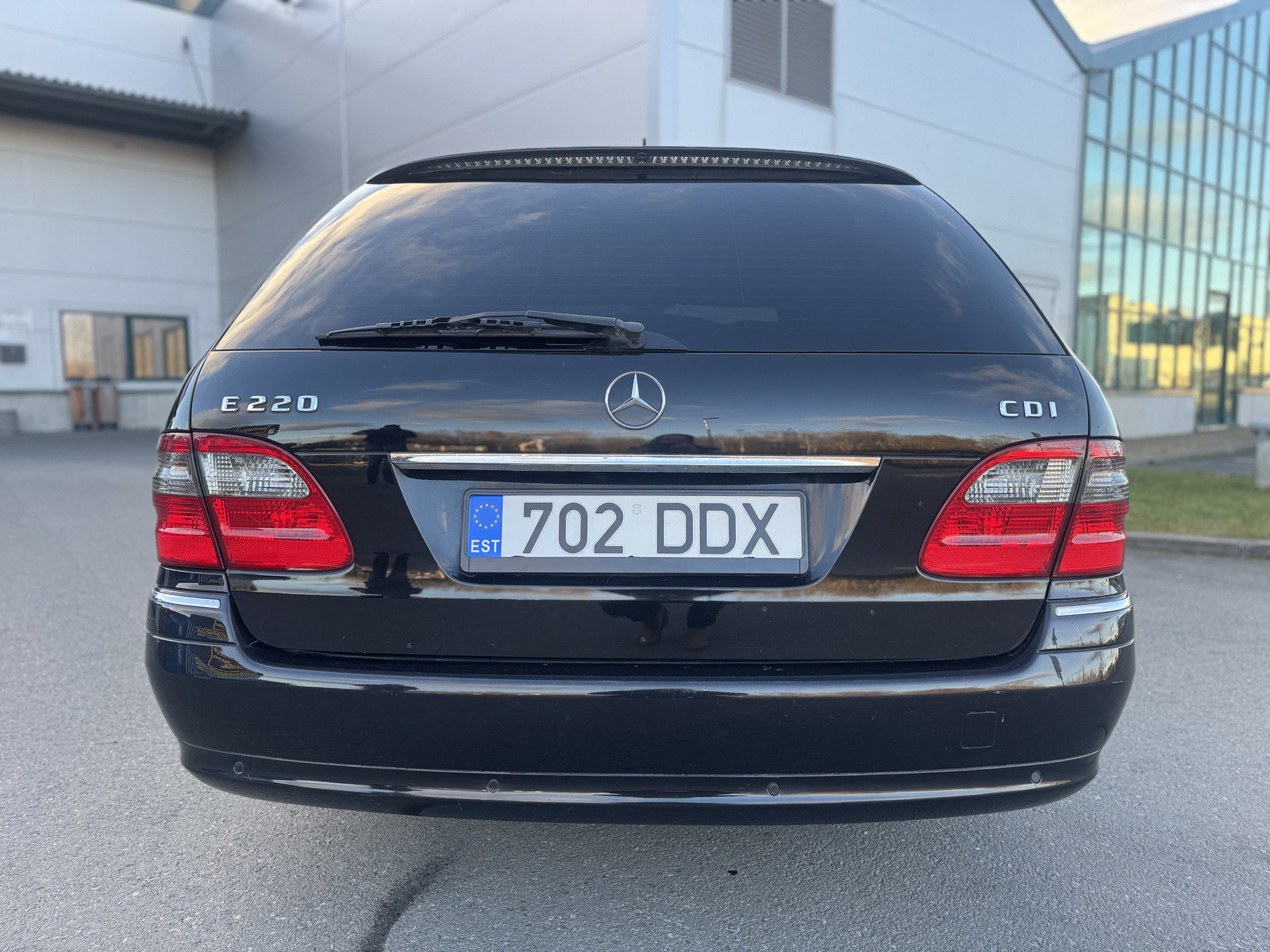 Mercedes-Benz E 220 2008, kuva 4/25