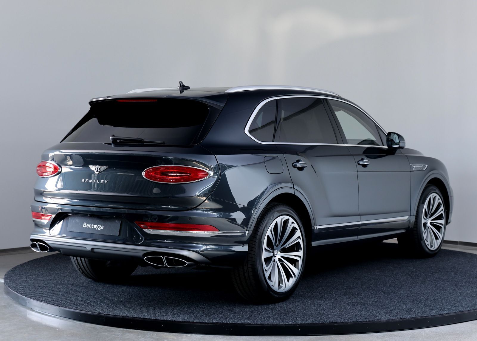 Bentley Bentayga 2026, photo 2/22