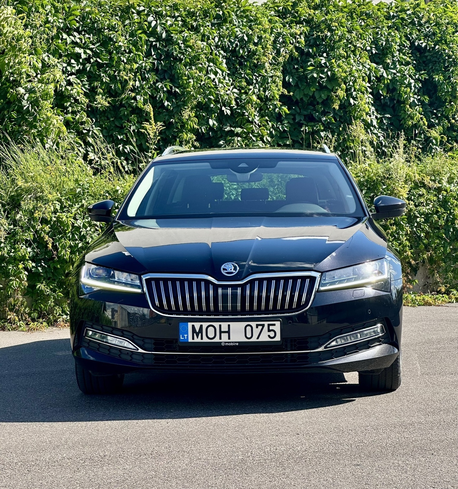 Škoda Superb 2023, photo 2/10