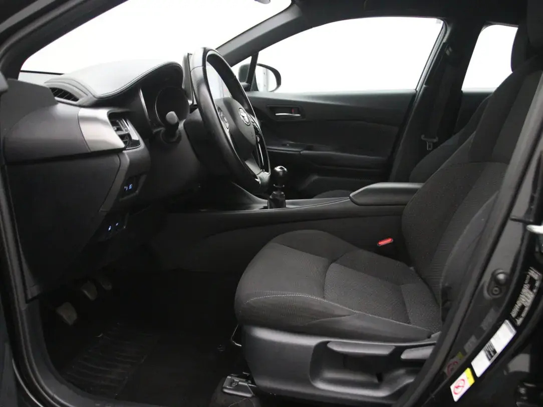 Toyota C-HR Dynamic 1.2 85kW 2018, kuva 4/31