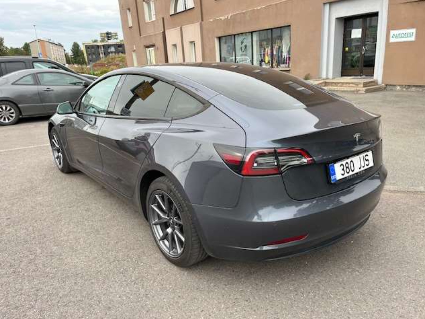 Tesla Model 3 2022, photo 2/4