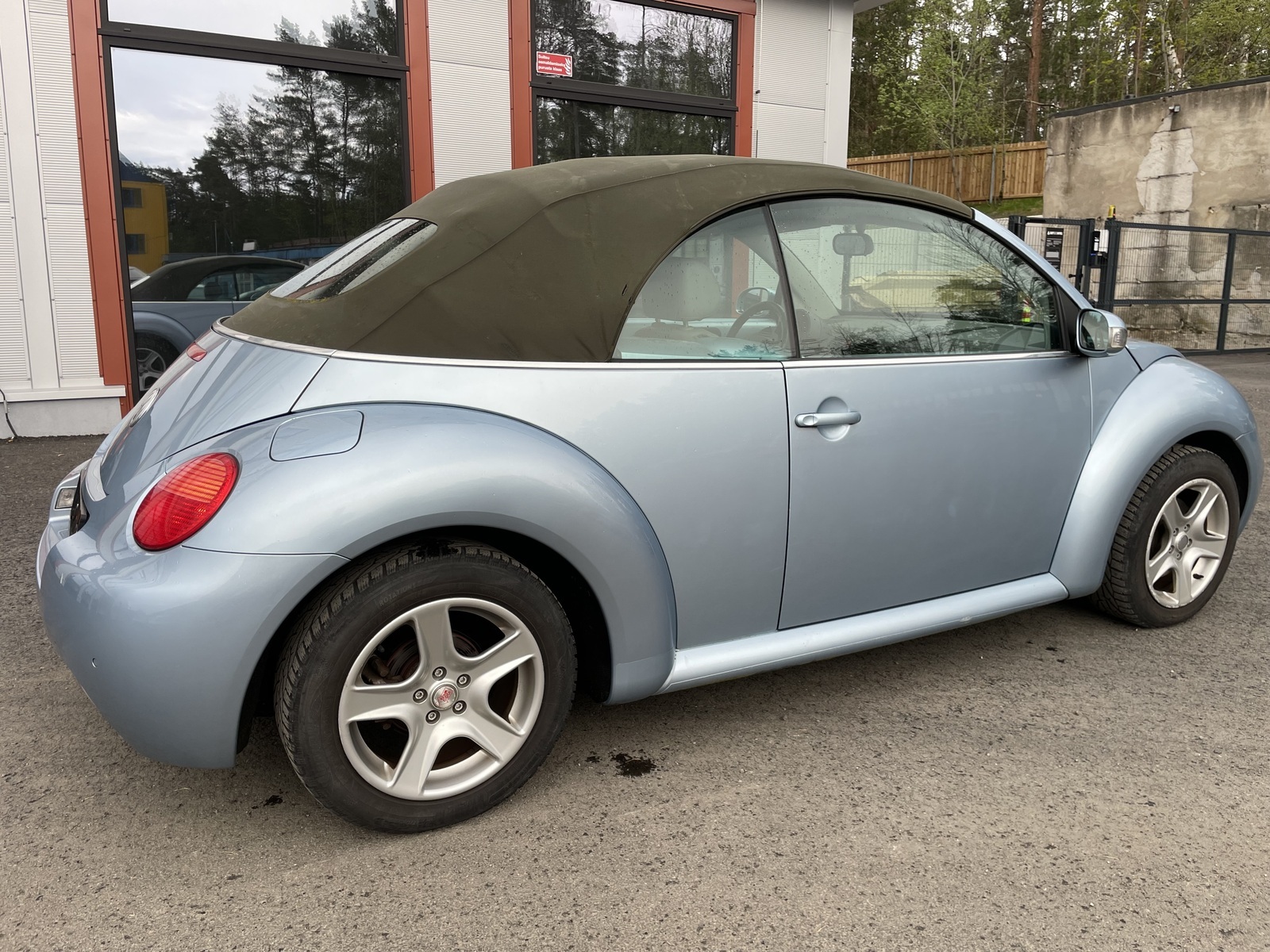 Volkswagen New Beetle 2005, photo 2/26