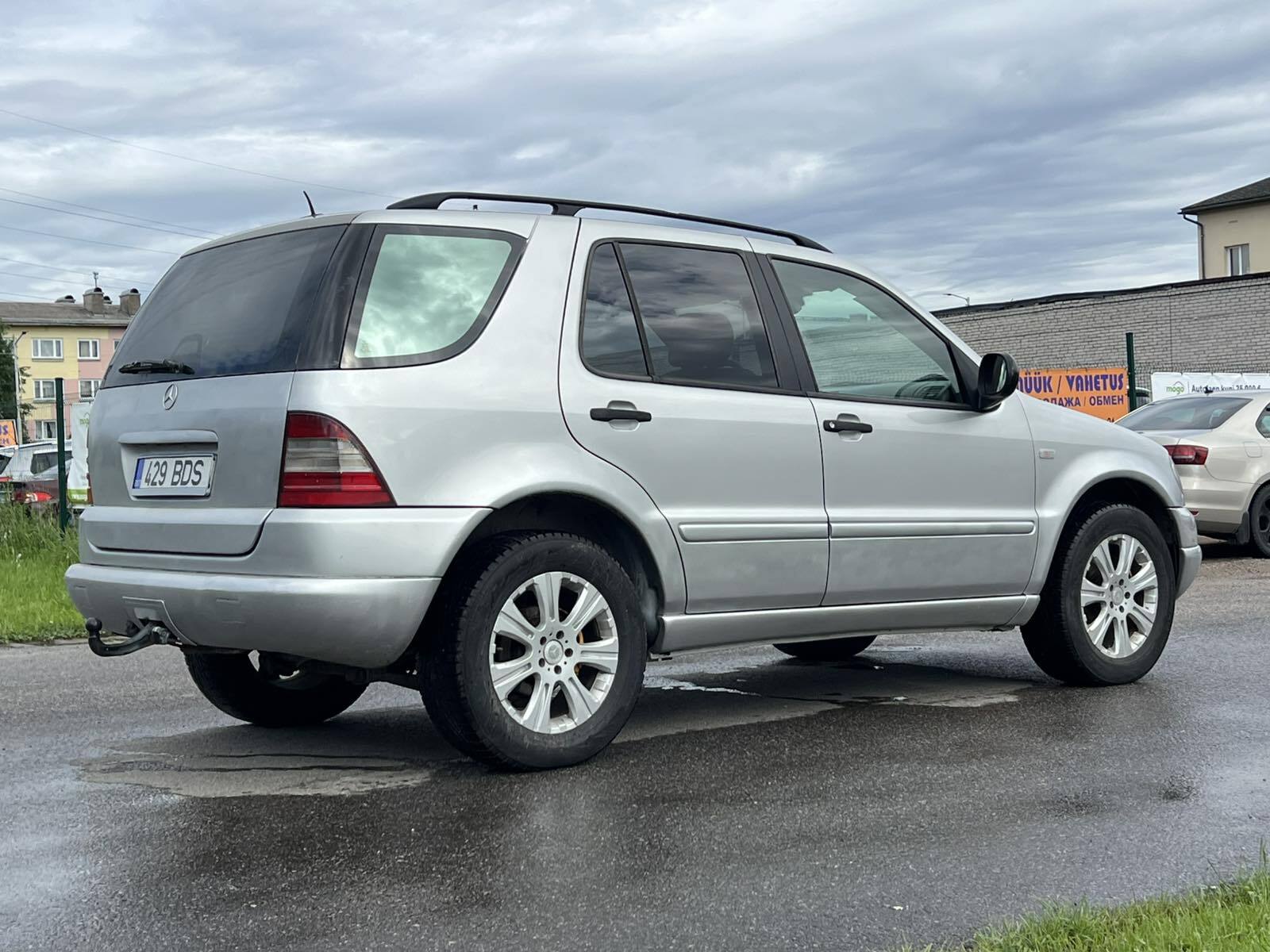 Mercedes-Benz ML 270 2001, photo 7/10
