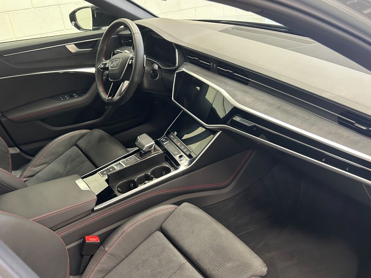 Audi A6 2025, photo 4/16