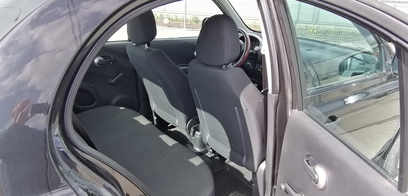Nissan Micra 2010, photo 6/15