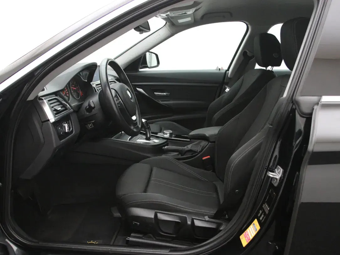BMW 318 2017, kuva 4/40