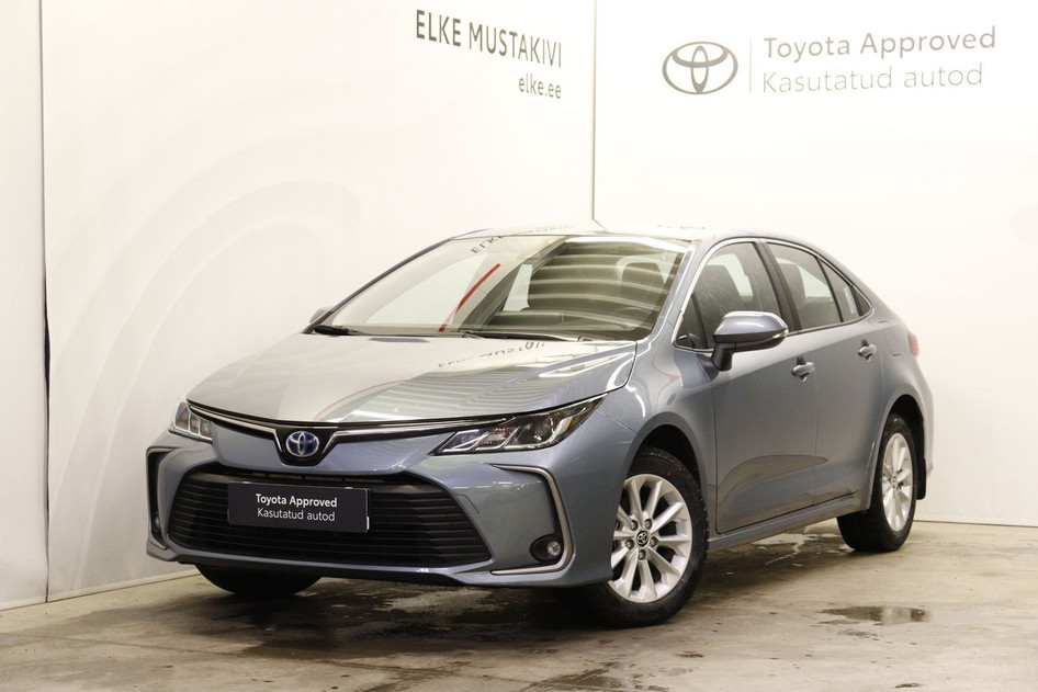 Toyota Corolla, 2022, 1.8, 72 kW, hybrid (petrol/electric), automatic, front-wheel drive