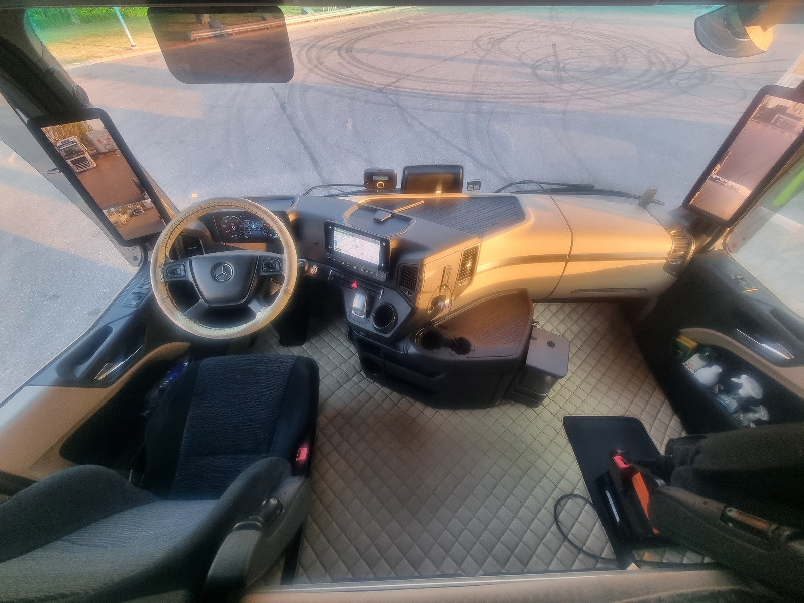 Mercedes-Benz Actros 2020, kuva 3/8