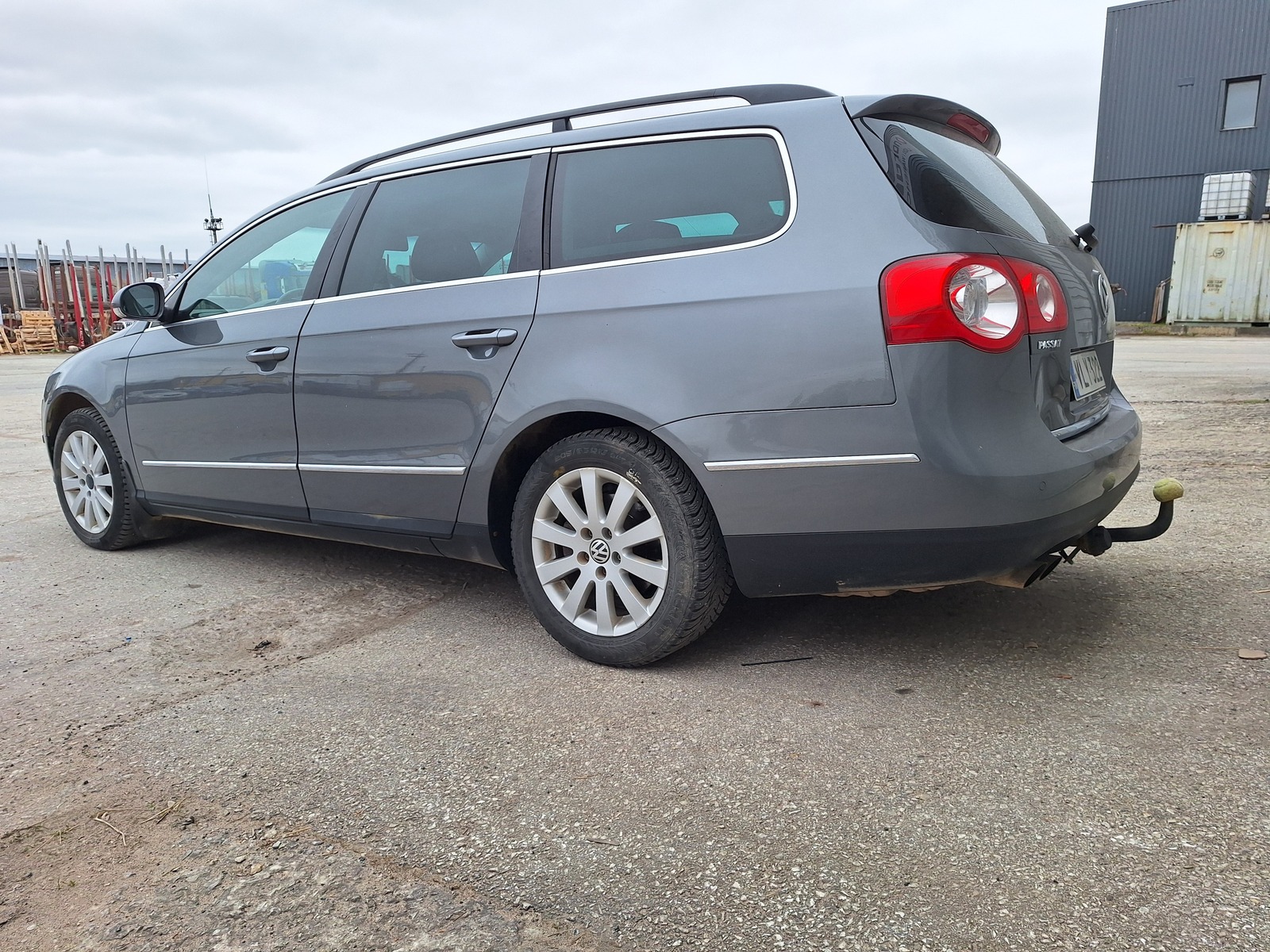 Volkswagen Passat 2007, photo 3/4