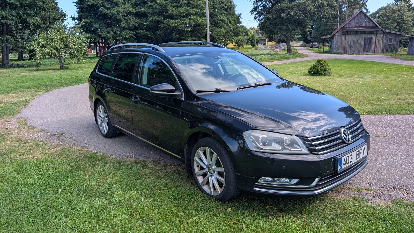 Volkswagen Passat Variant 2012, kuva 2/10