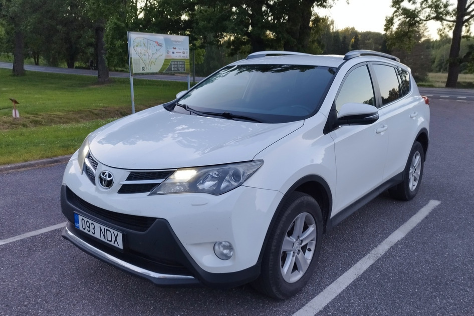 Toyota RAV4, 2013, 2.2, 110 kW, дизель, механическая, полный привод