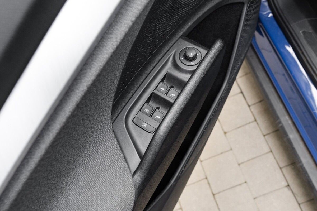 Škoda Enyaq 2023, photo 7/27