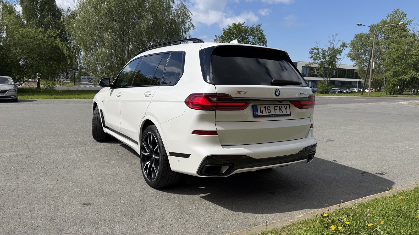BMW X7 2021, kuva 3/8